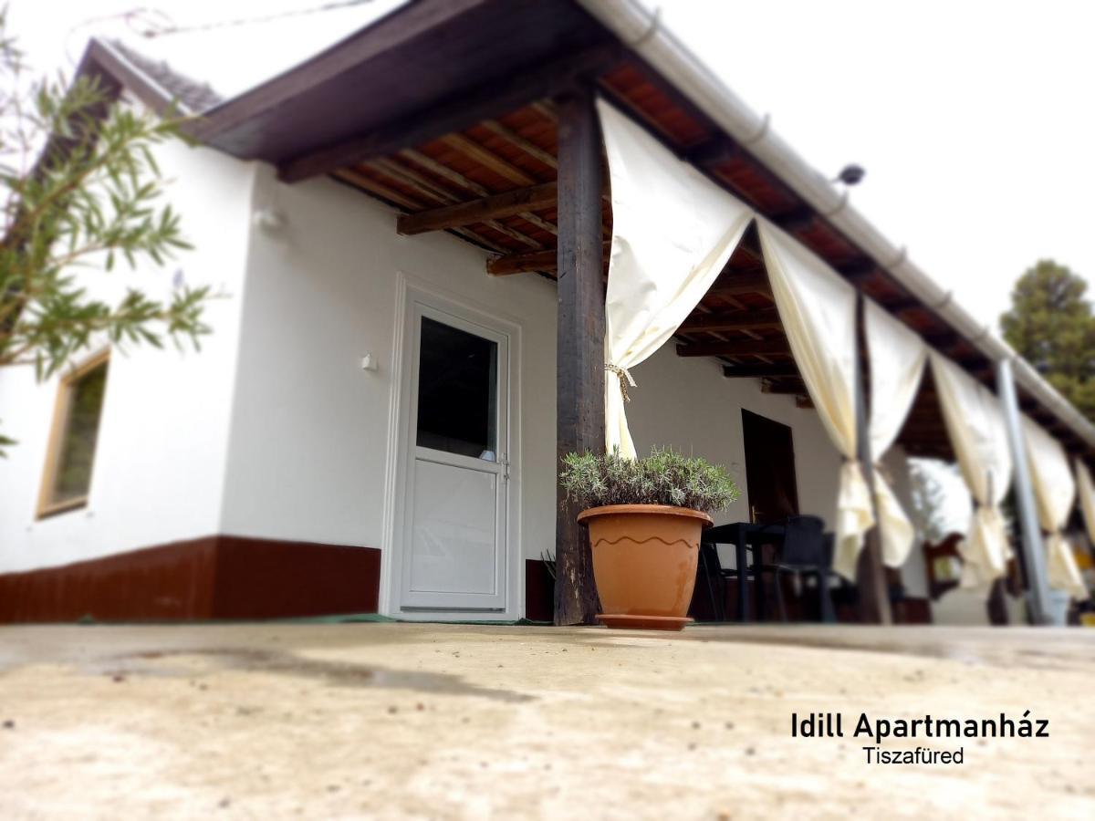 Idill Apartmanhaz B&B ทิสซาฟือแรด ภายนอก รูปภาพ