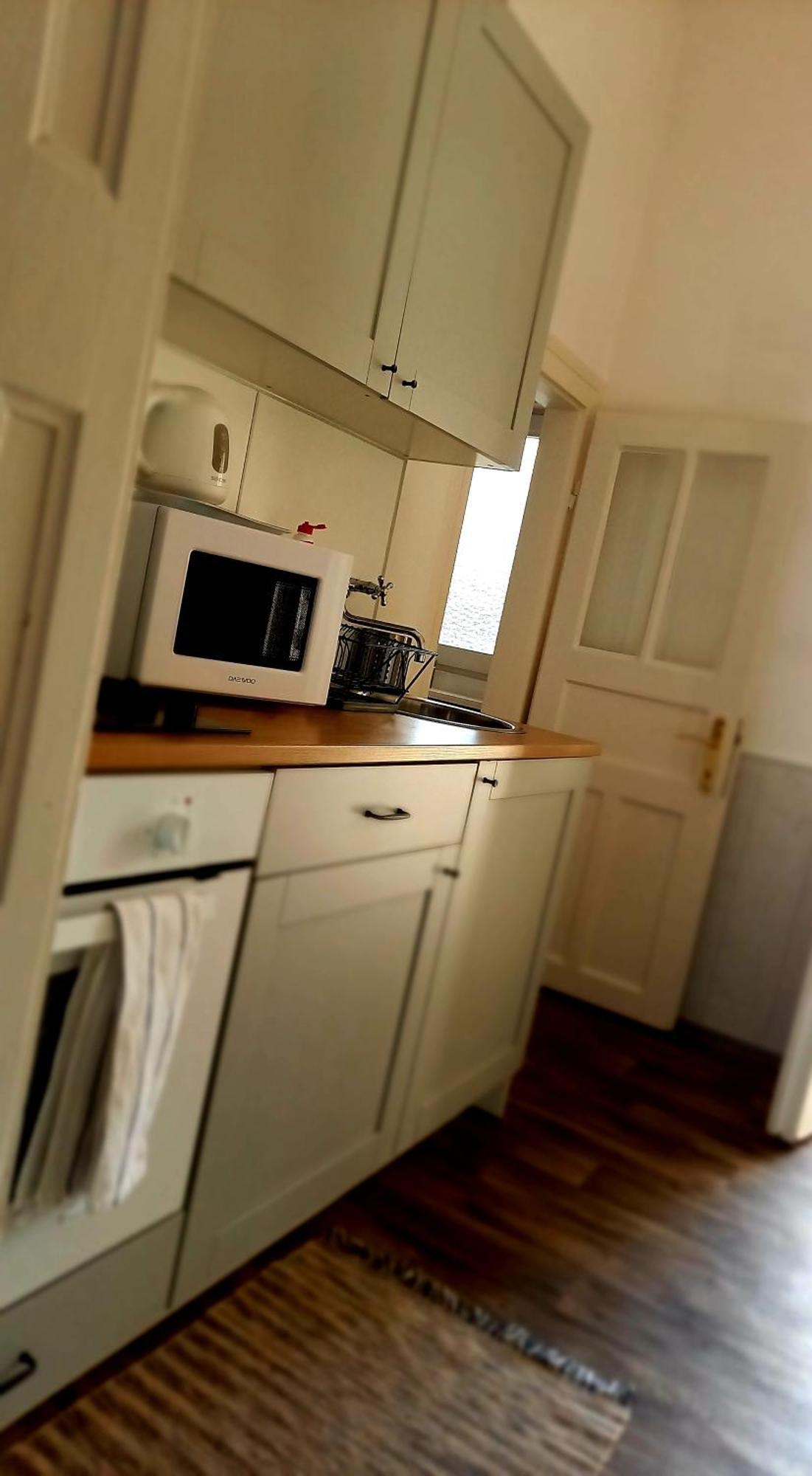 Idill Apartmanhaz B&B ทิสซาฟือแรด ภายนอก รูปภาพ